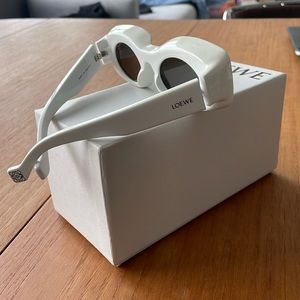 Loewe Paula’s Ibiza Gafas white sunglasses